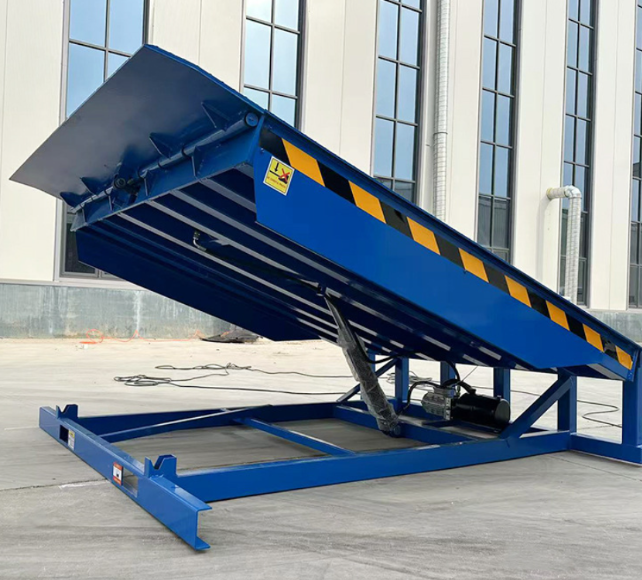 汕尾固定式登车桥应用